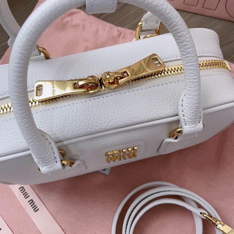 5BB142 22X10.5X7.5cm SF 3色 24