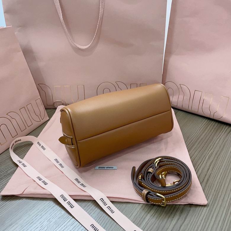 5BB157 23X15X11cm SF 2色 4