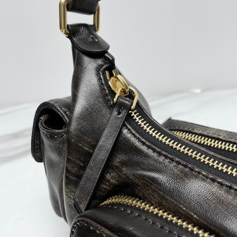 5BC146 21X12X6cm H 3