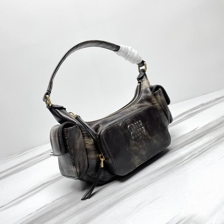 5BC146 21X12X6cm H 4