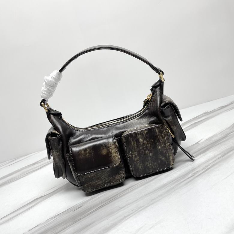 5BC146 21X12X6cm H 5