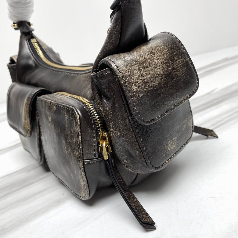 5BC146 21X12X6cm H 7