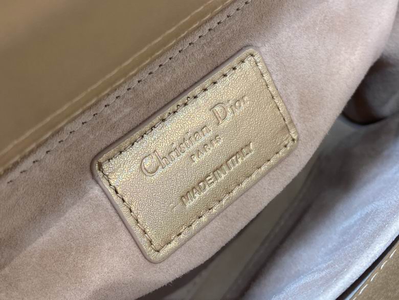 6011 20X16.5X8cm WO 3色 9