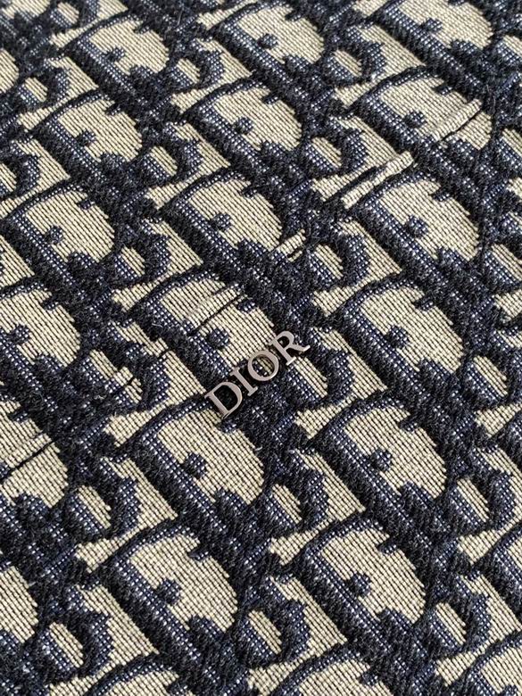 667756 31X50X18cm YG 5