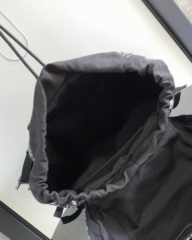 667756 31X50X18cm YG 8