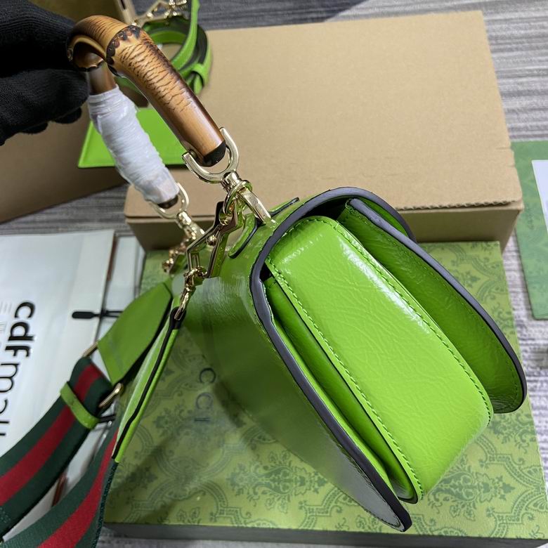 675797 15X21X7cm MP 2色 12