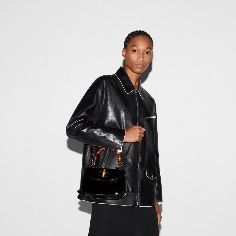 675797 15X21X7cm MP 6