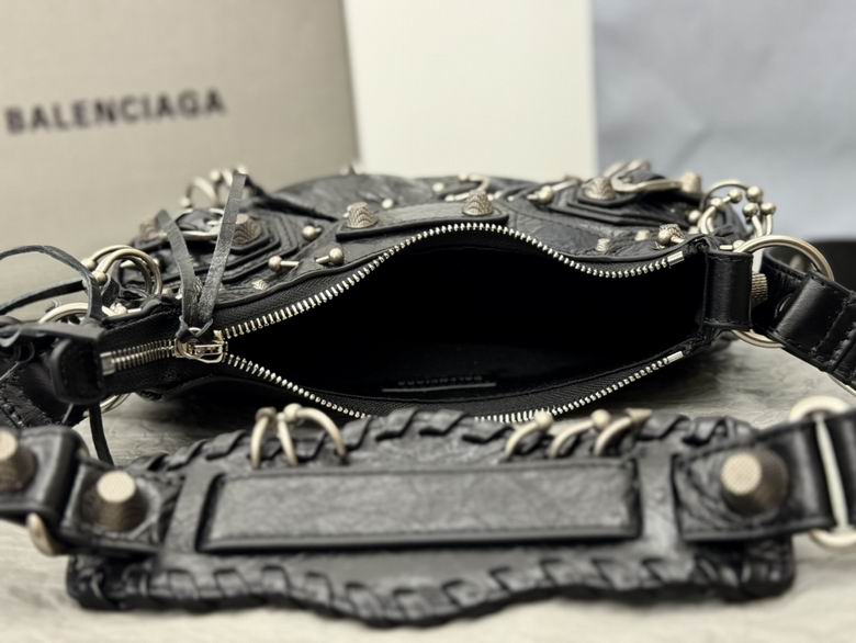 701 26X16X9.9cm GY 9