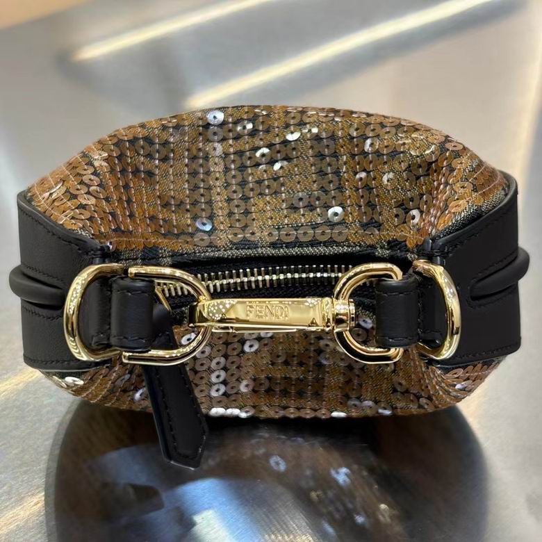 7014 16.5X14X5cm H 13色 105