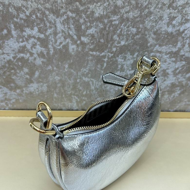 7014 16.5X14X5cm H 13色 25