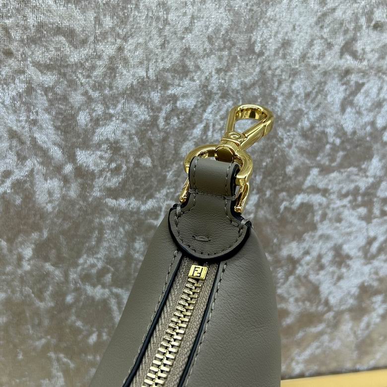 7014 16.5X14X5cm H 13色 43