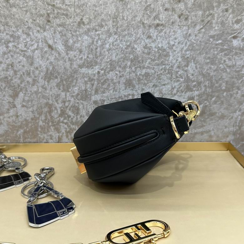 7014 16.5X14X5cm H 13色 68