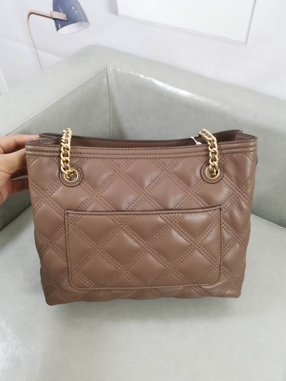 727 22.5X11.5X21cm TB 4