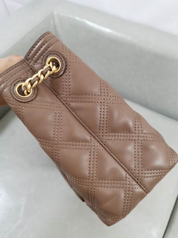 727 22.5X11.5X21cm TB 5