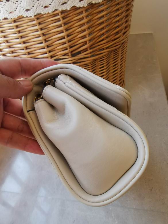 740 14.5X22X8cm TB 4色 23