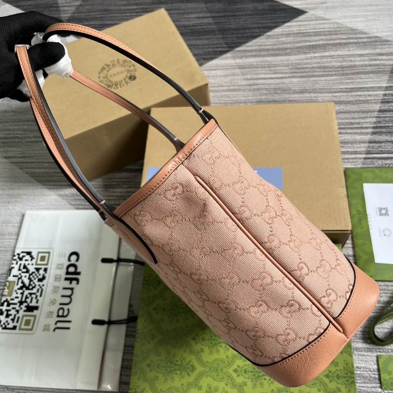 742102 25X22X12cm MP 3