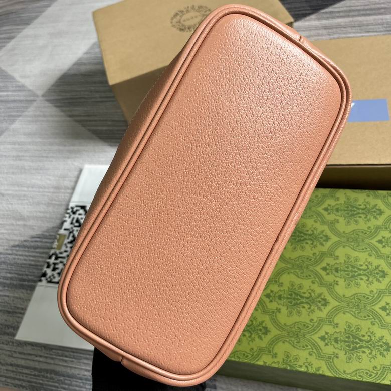 742102 25X22X12cm MP 5