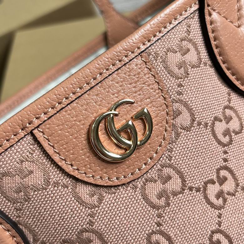 742102 25X22X12cm MP 7