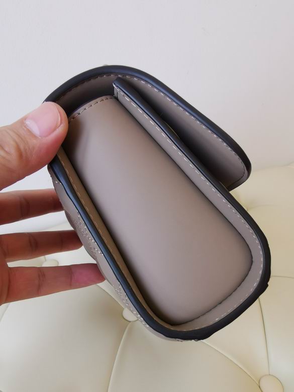 755 27X18X8.3cm 21X13.5X6.5cm TB 12色 69