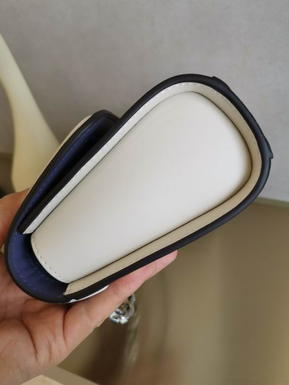 755 27X18X8.3cm 21X13.5X6.5cm TB 12色 85