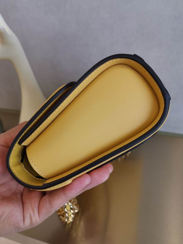 755 27X18X8.3cm 21X13.5X6.5cm TB 12色 93