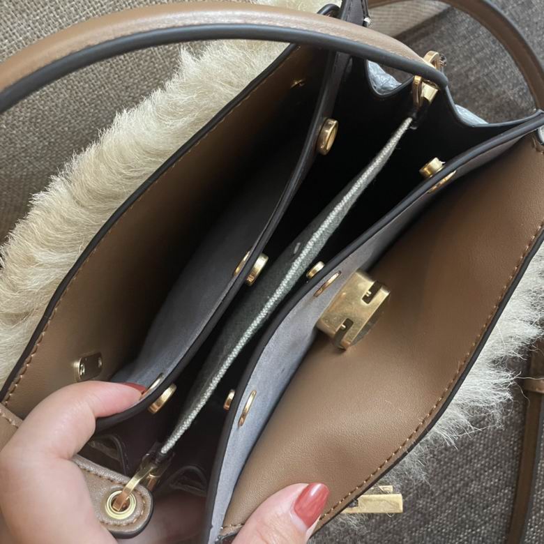 75966 19X16.5X8.5cm TB 7