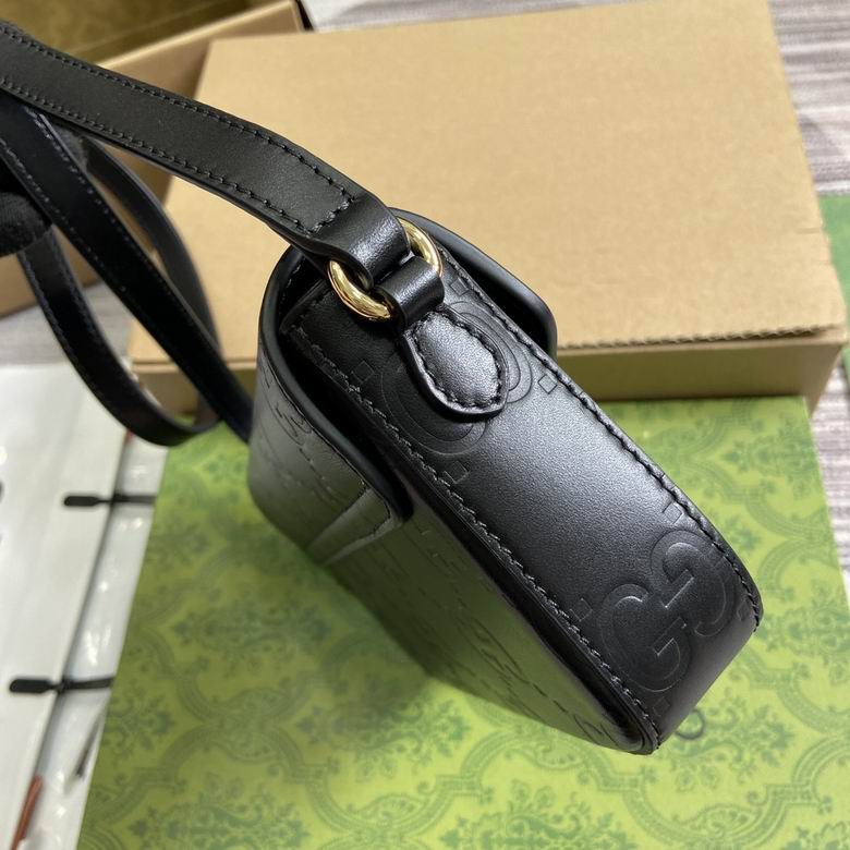 772794 13.5X21X3cm MP 3色 12