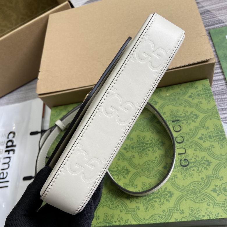 772794 13.5X21X3cm MP 3色 5