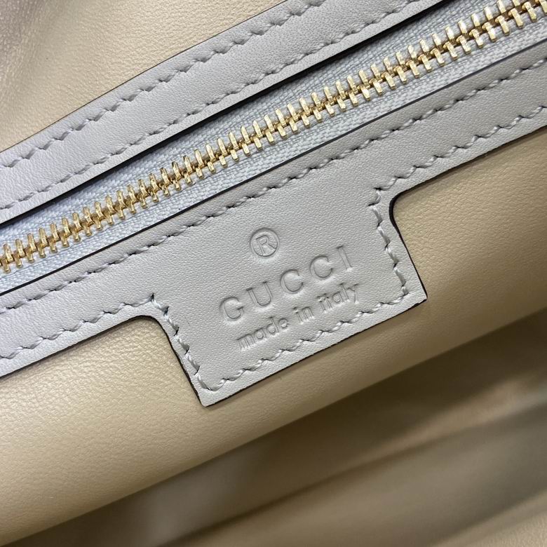 782849 27.5X19X4cm MP 4色 18