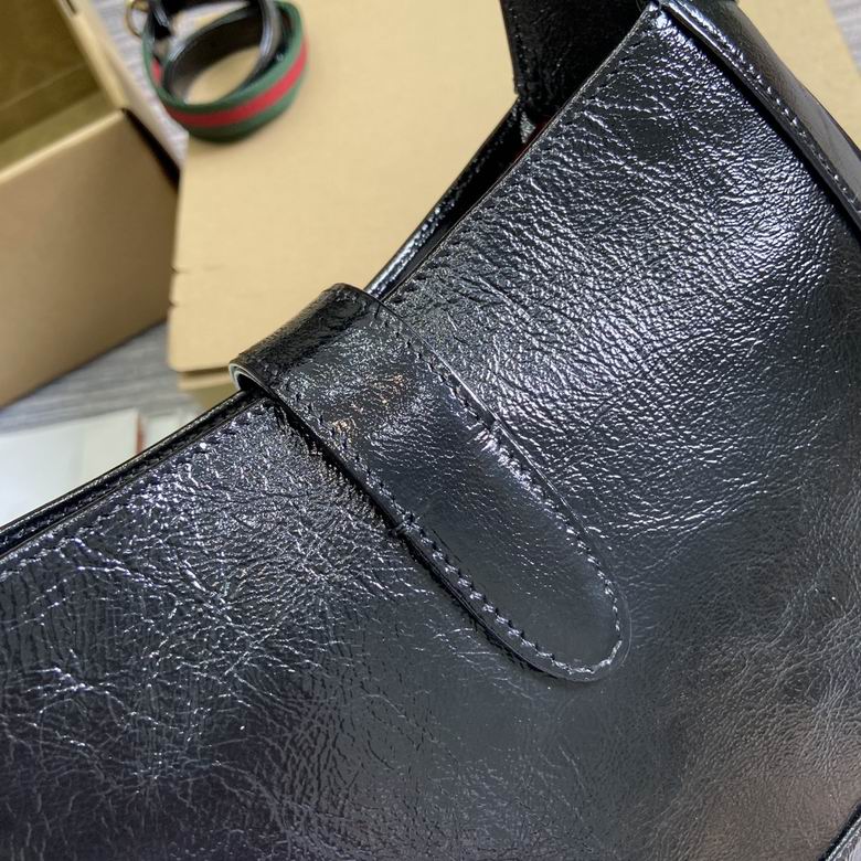 782849 27.5X19X4cm MP 4色 25