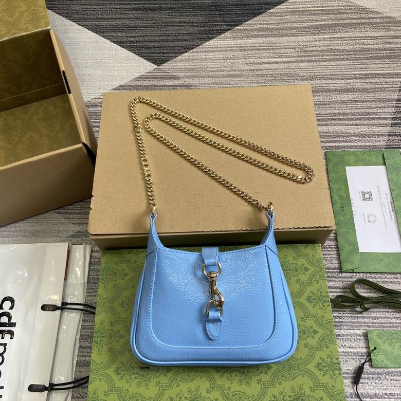 782889 19.5X18X3.5cm MP 1