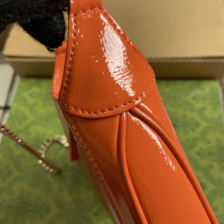 782889 19.5X18X3.5cm MP 8