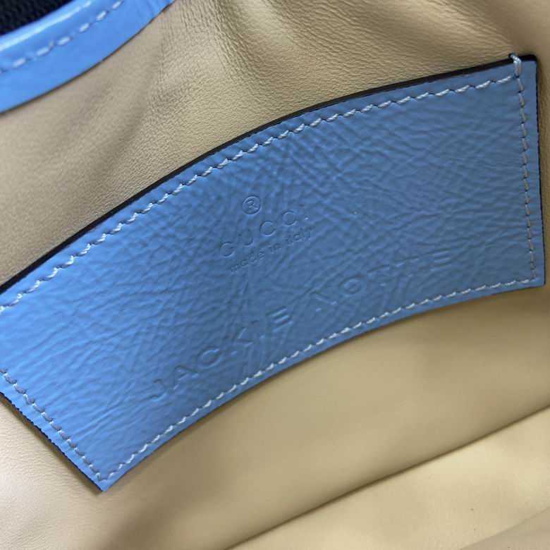 782889 19.5X18X3.5cm MP 9