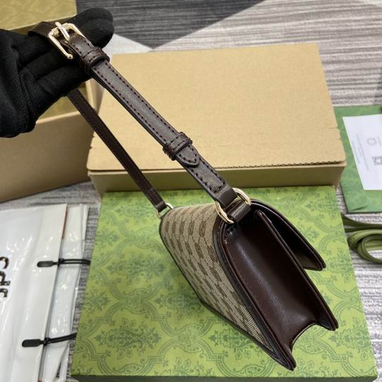 790038 20X10X4cm MP 2色 3