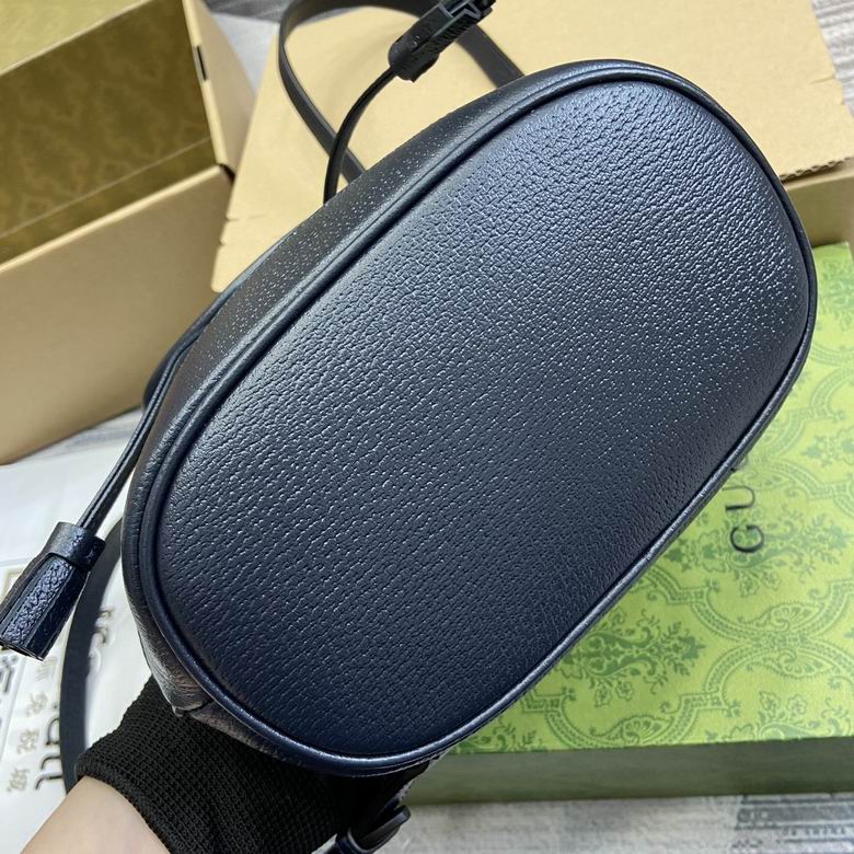 795221 20.5X20X12cm MP 2色 17