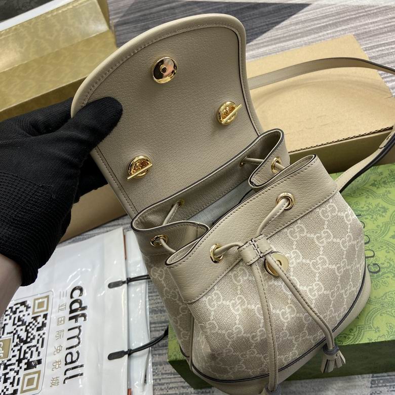 795221 20.5X20X12cm MP 2色 6