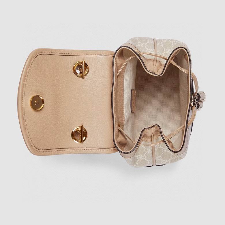 795221 8X7.8X4.7cm YG 6