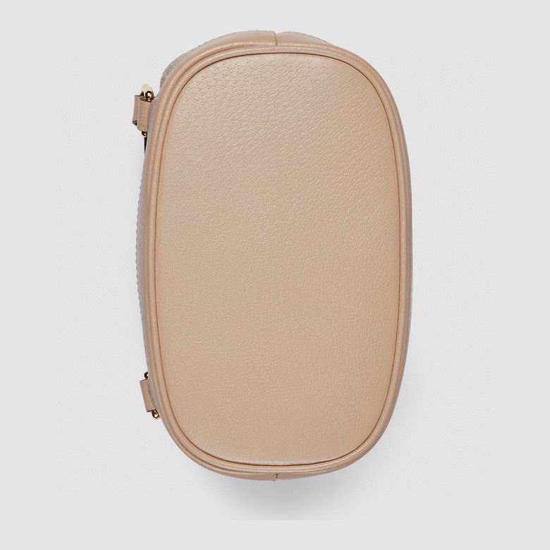 795221 8X7.8X4.7cm YG 7