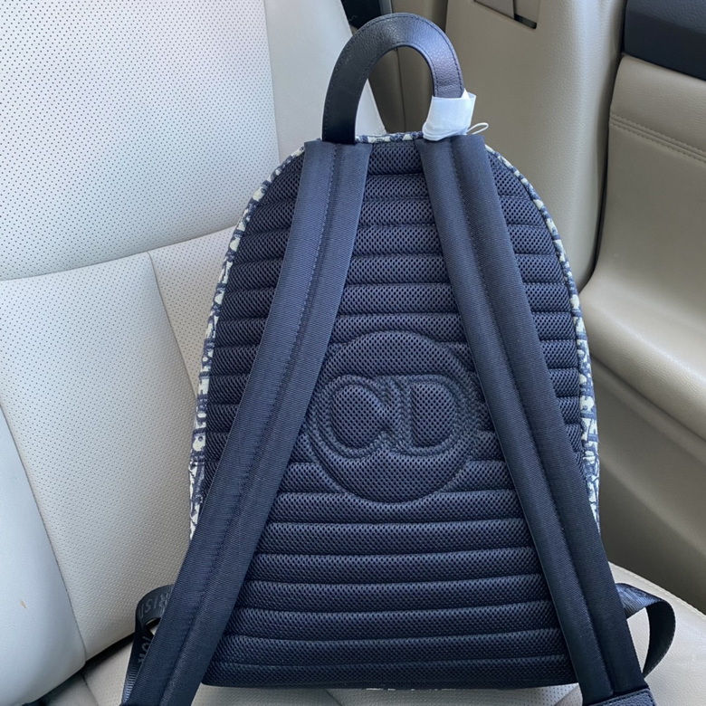 8539 30X42X15cm WP (12)