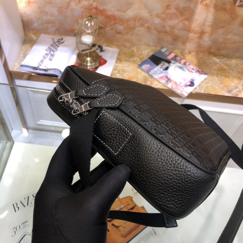 9013 30X21X6cm WP (24)