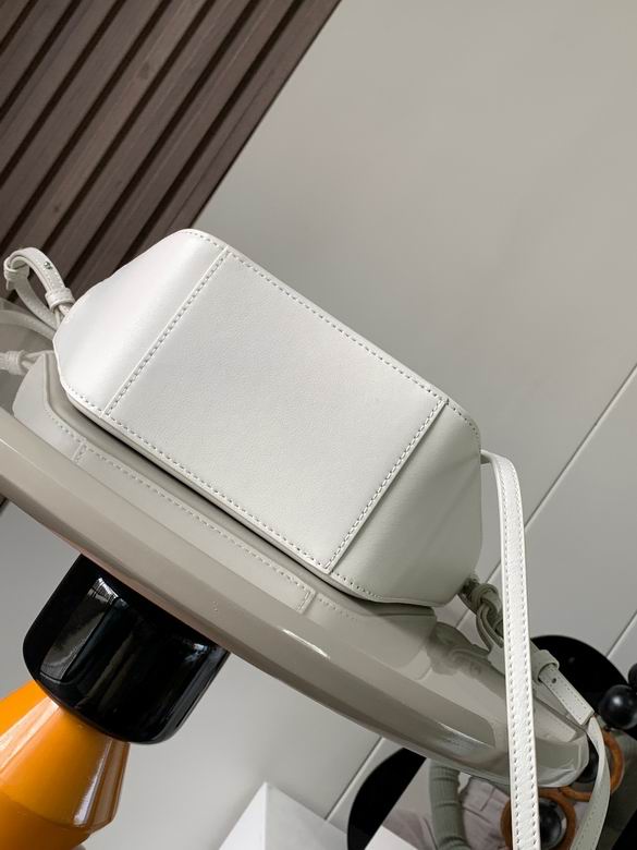 9023 28X19X9.5cm SL 2 (3)