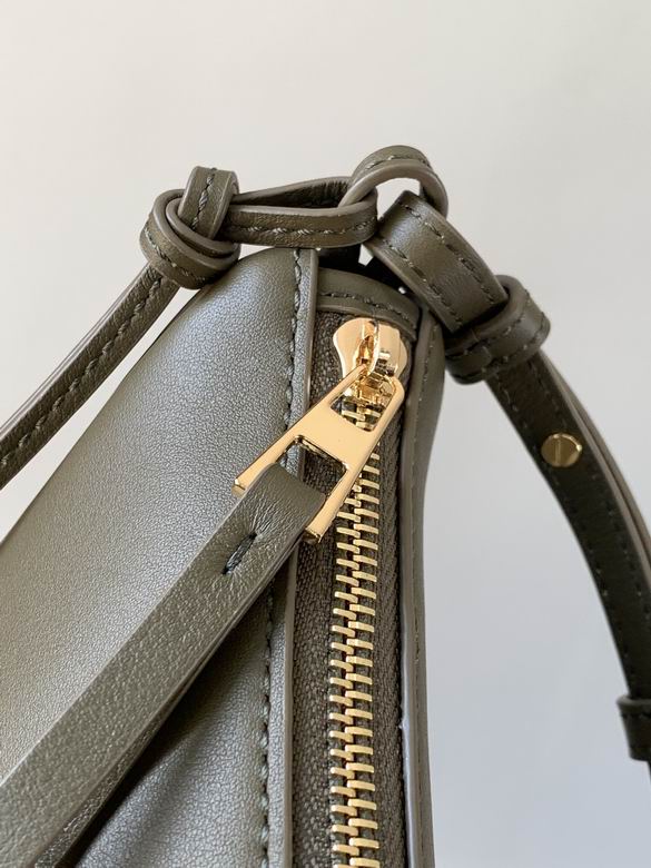 9023 28X19X9.5cm SL 4 (5)