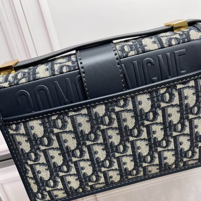 9234 21X13.5X7cm YG 5