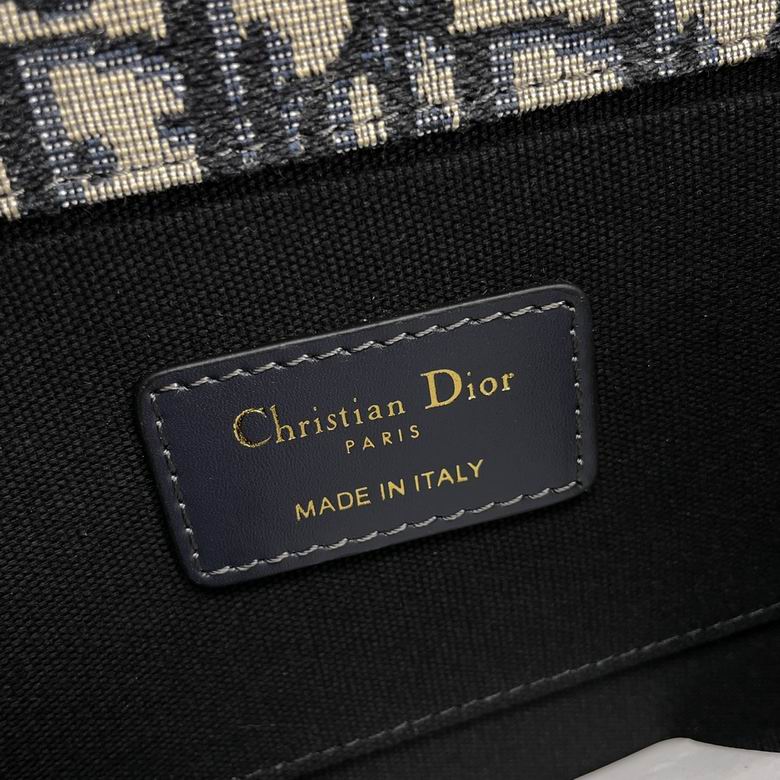 9234 21X13.5X7cm YG 8