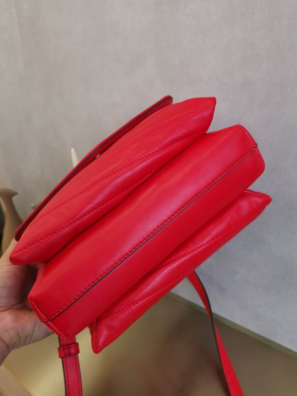 925 24X17X9.5cm TB 3