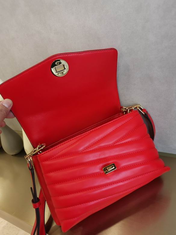 925 24X17X9.5cm TB 7