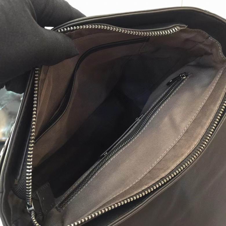 A808 30X11X36cm XM 9