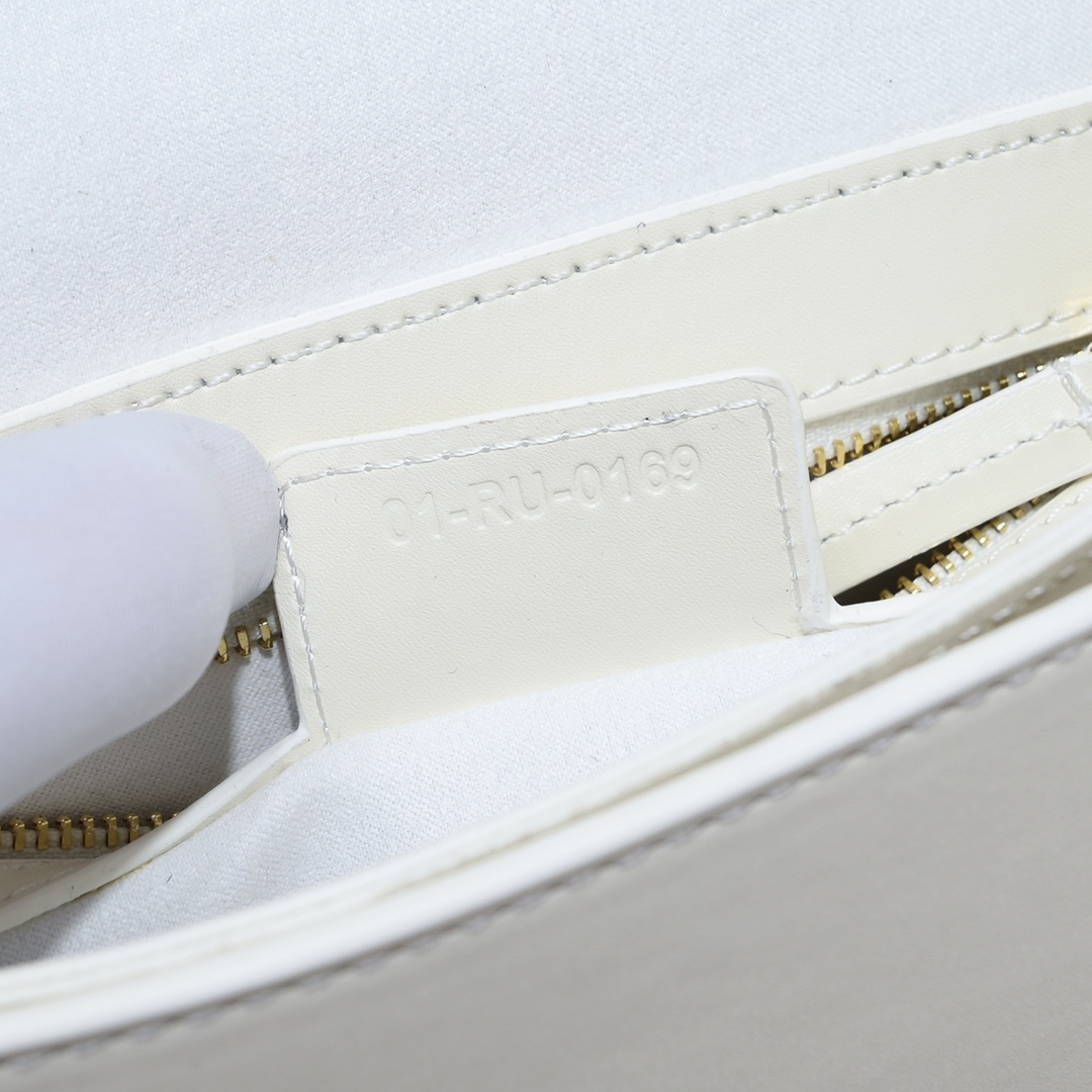 CD 5777 21x6x12cm ww (27)