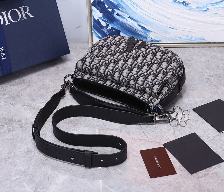 CD93315 24X17X8cm WP (14)