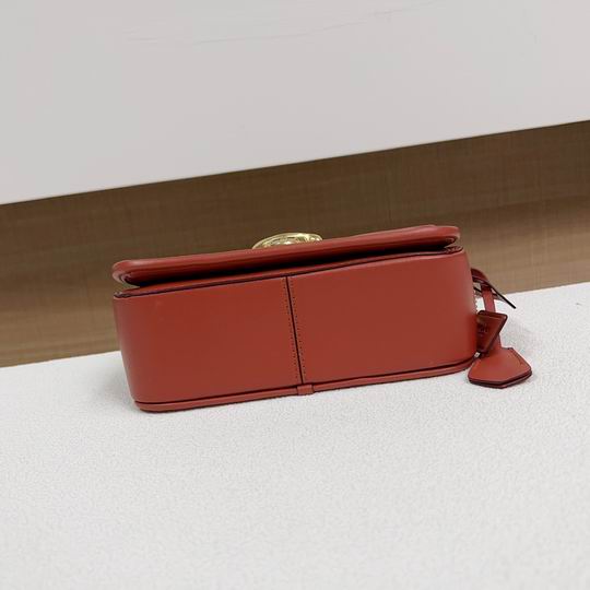 CE764 20X10X7cm AZ 7